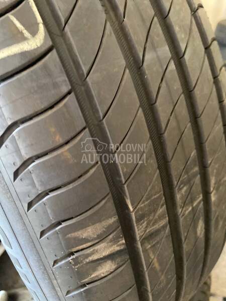 Michelin 215/65 R17 Letnja
