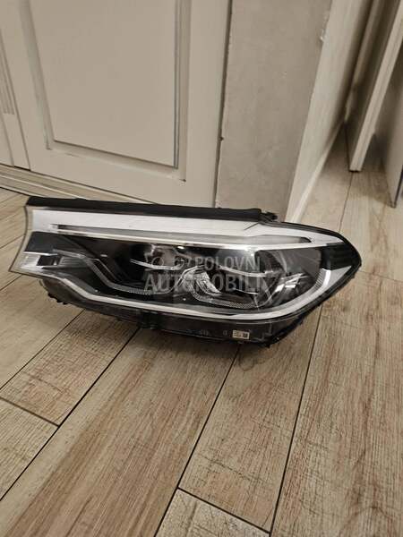 Levi adaptive led far za BMW 518, 520, 520 GT ... od 2017. do 2021. god.