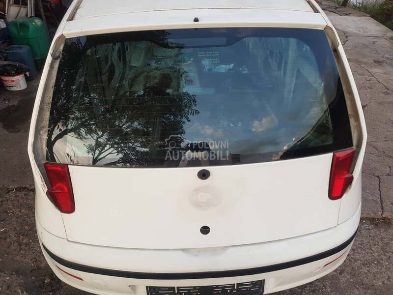 VRATA GEPEK SA STAK I ŠTOP za Fiat Punto od 2003. do 2010. god.