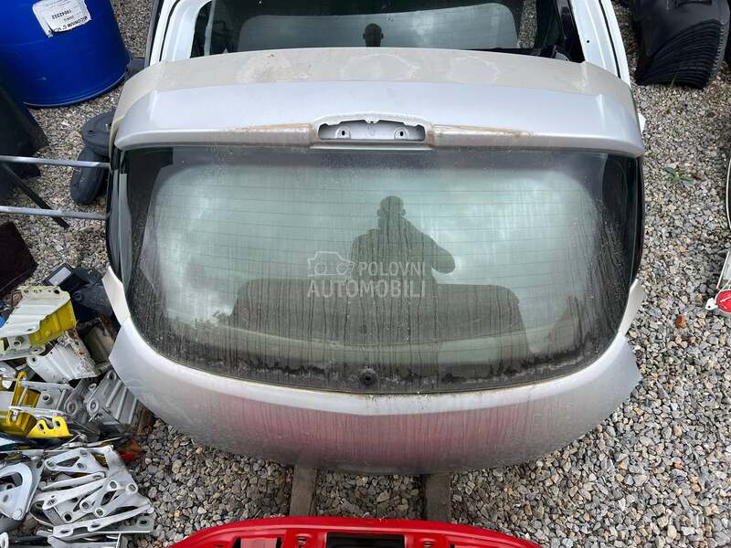gepek vrata staklo za Opel Corsa D od 2006. do 2014. god.