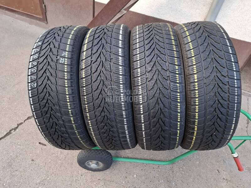 Star Performer 215/65 R17 Zimska