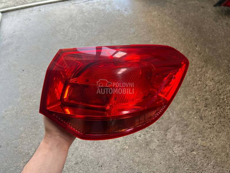 lampa svetlo karavan za Opel Astra J od 2010. do 2016. god.