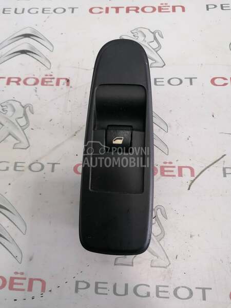 Prekidač desnog podizaca za Citroen C4 Picasso od 2005. do 2012. god.