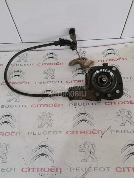 Mehanizam rezervnog tocka za Citroen C4 Picasso od 2005. do 2012. god.
