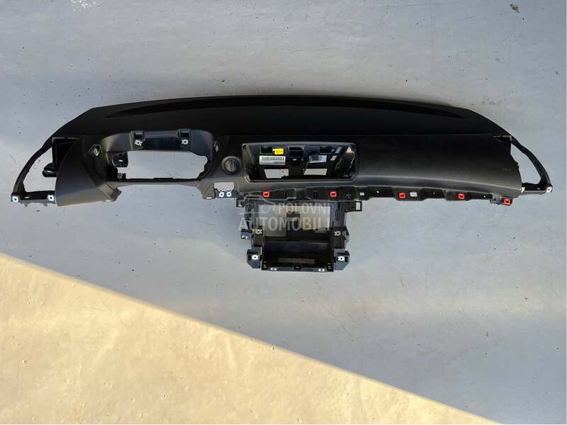 Tabla i airbag e87 za BMW Serija 1