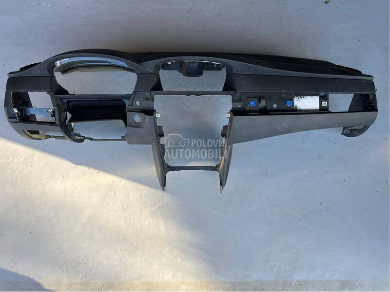 Tabla i airbag e60 za BMW Serija 5