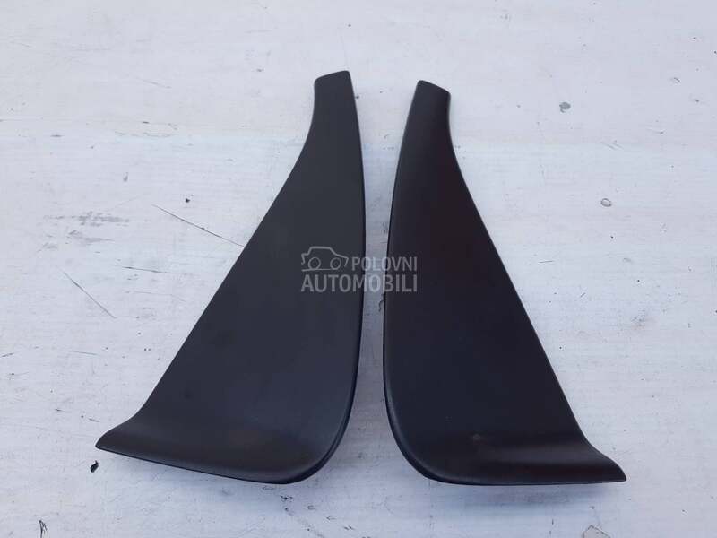 ZAŠTITNE PLAST ZAD VRATA za Citroen Xsara Picasso od 2001. do 2009. god.
