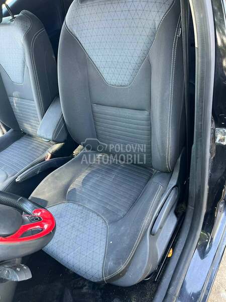 Sedište prednje levo za Renault Clio od 2012. do 2020. god.