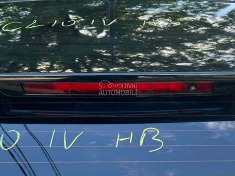Stop svetlo treće hečbek za Renault Clio od 2012. do 2020. god.