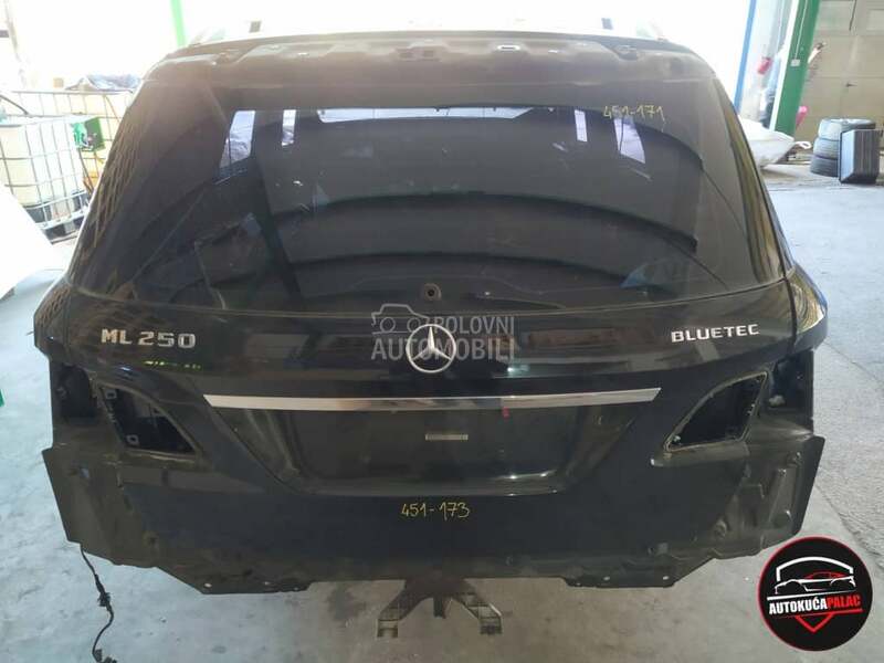 HAUBA ZADNJA za Mercedes Benz GL Klasa