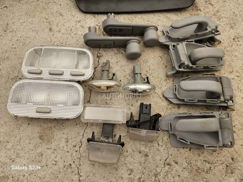 UNUTRASNJE SVETLO za Citroen Xsara Picasso od 2000. do 2008. god.
