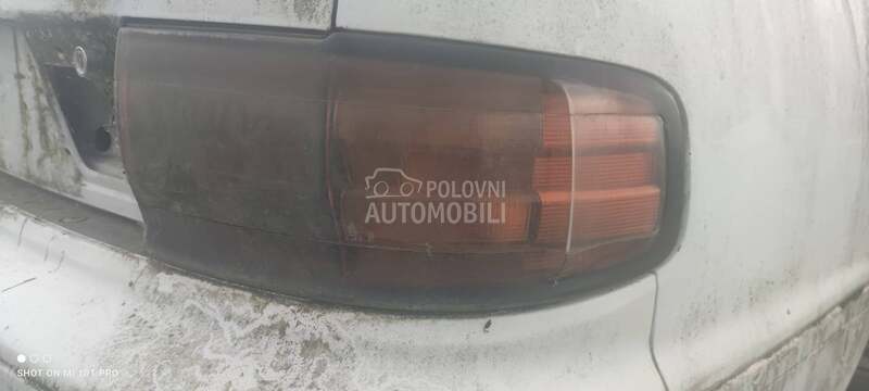 desna stop lampa za Toyota Camry od 1991. do 1996. god.