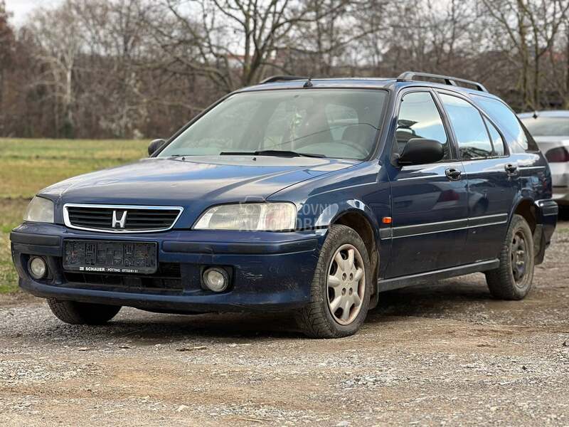 Honda Civic 1999. god. -  kompletan auto u delovima