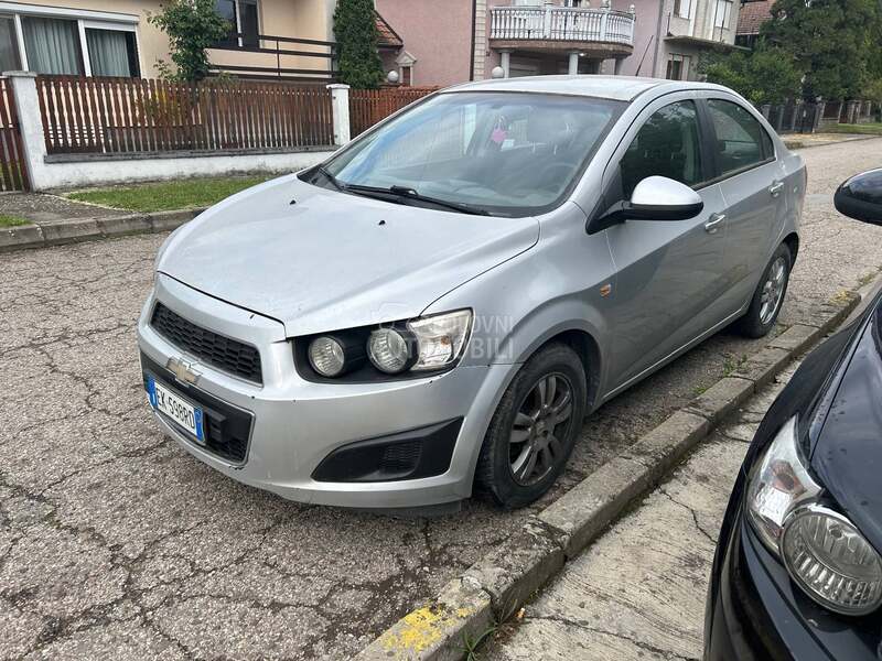 Chevrolet Aveo 1,2 16v 2011. god. -  kompletan auto u delovima