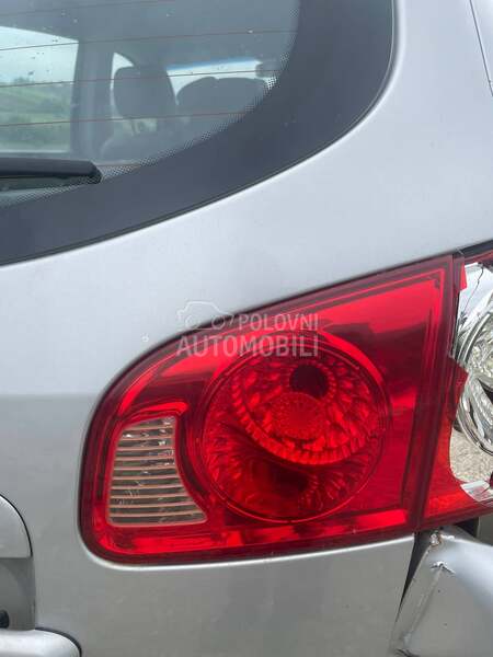 Desno Stop svetlo i stop lampa za Hyundai Santa Fe od 2006. do 2012. god.