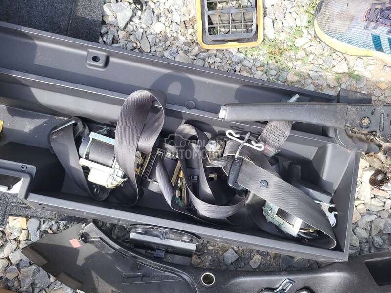 sigurnosni pojas za Peugeot 307 od 2002. do 2008. god.