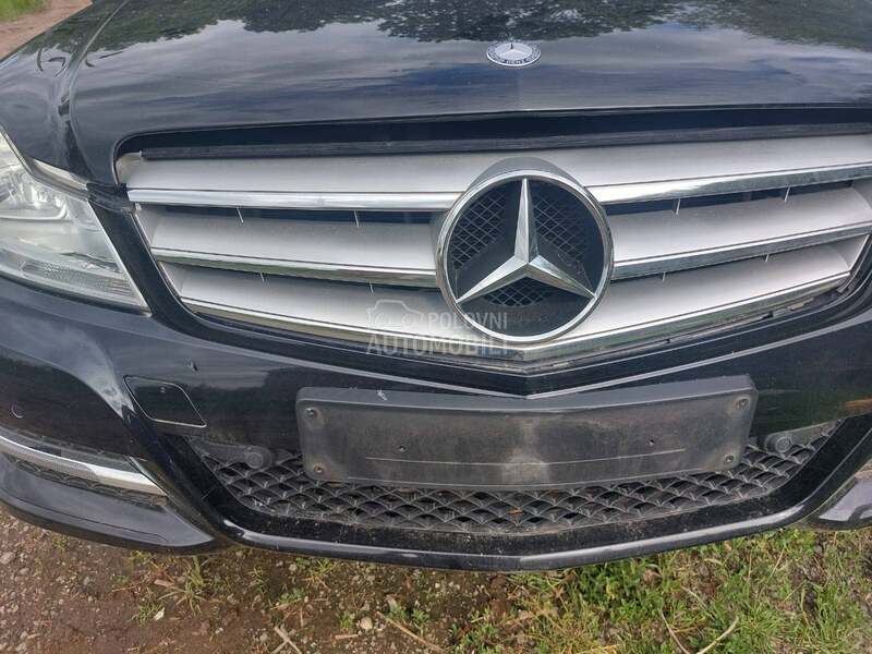 posuda kocionog ulja za Mercedes Benz C 220 od 2007. do 2014. god.