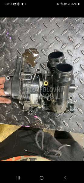 vodena pumpa sa kucistem tfsi za Audi A3, A4, A5 ... za Audi A3, A4, A4 Allroad ...
