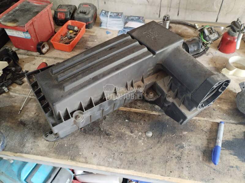 Kućiste vazdusnog filtera za Volkswagen Golf 5