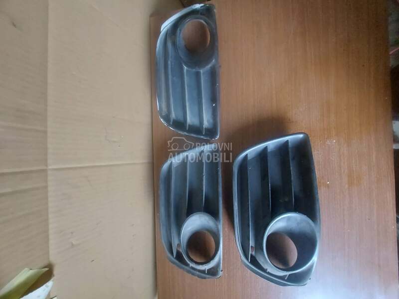 maske oko maglenke za Fiat Punto