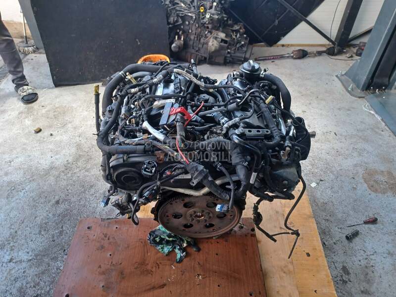 MOTOR KOMPLETAN 3.0 HDI za Citroen C5, C6
