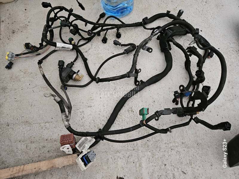 INSTALACIJA MOTORA VRATA za Citroen C4 Picasso za 2011. god.