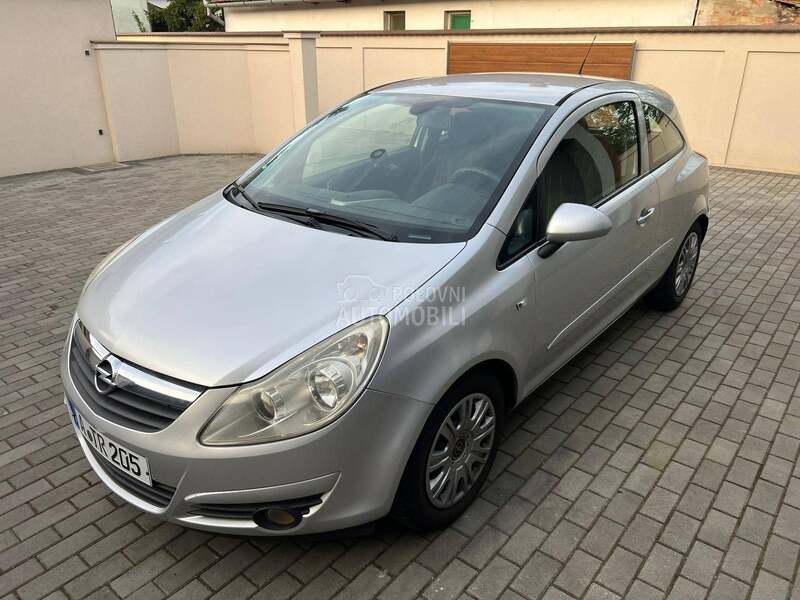 levi far za Opel Corsa D od 2006. do 2011. god.