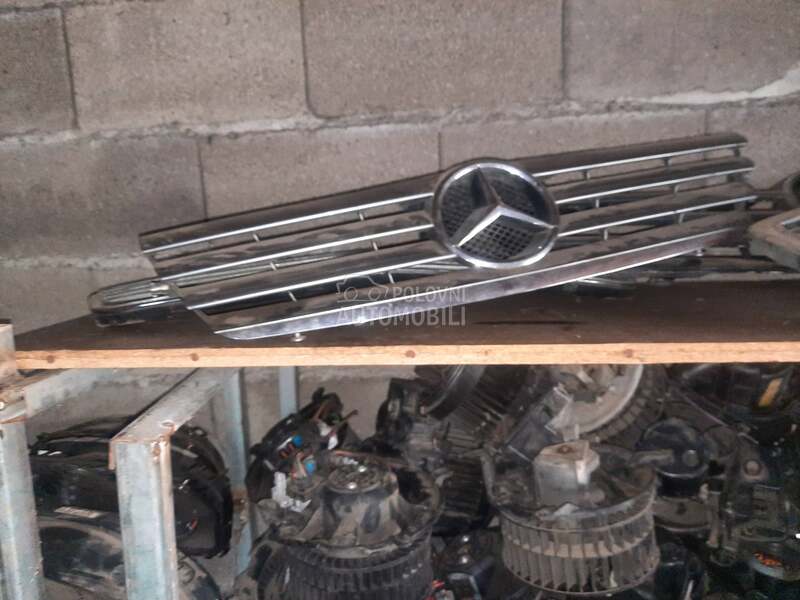 maska za kupe w 203 za Mercedes Benz C Klasa, C 180, C 200 ... od 2000. do 2005. god.