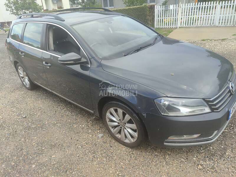 Volkswagen Passat B7 2013. god. -  kompletan auto u delovima