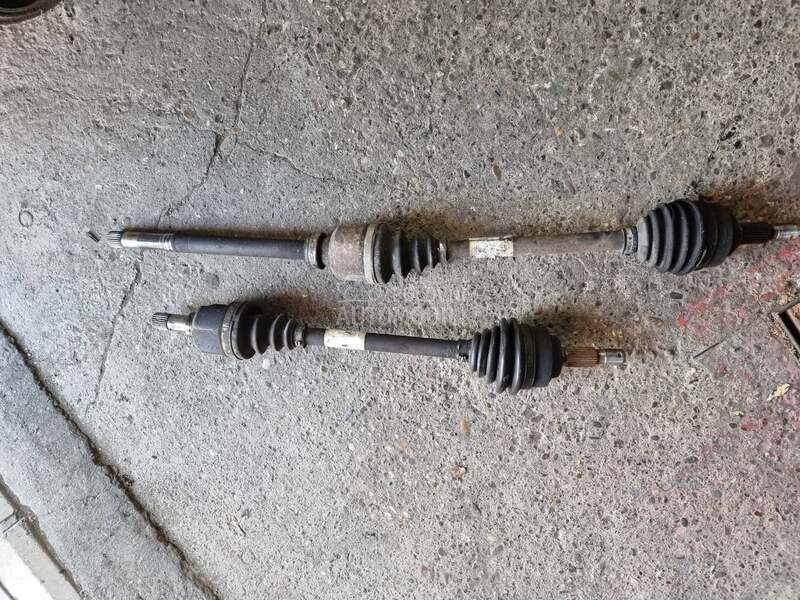 poluosovina 1.6hdi za Peugeot Expert od 2007. do 2016. god.