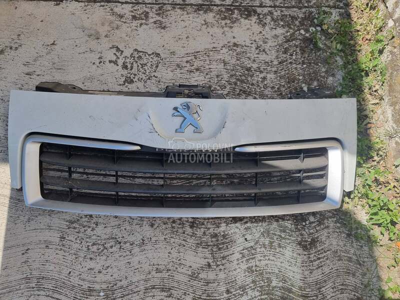 maska za Peugeot Expert od 2010. do 2016. god.