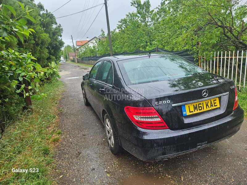 Mercedes delovi C klasa 204 za Mercedes Benz C Klasa