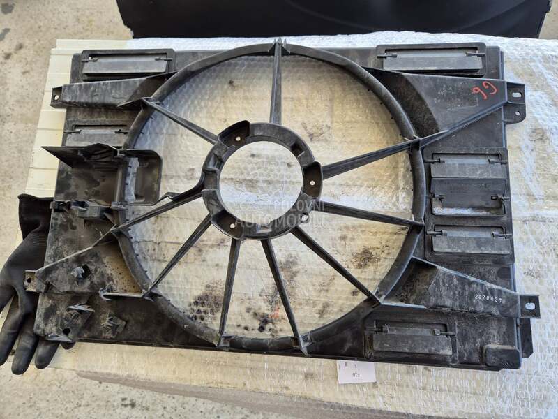 Nosac ventilatora za Volkswagen Golf 6, Passat B7 od 2009. do 2013. god.
