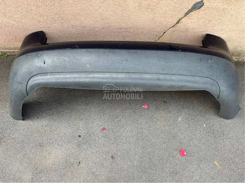 Branik za Audi A6 od 1996. do 2000. god.