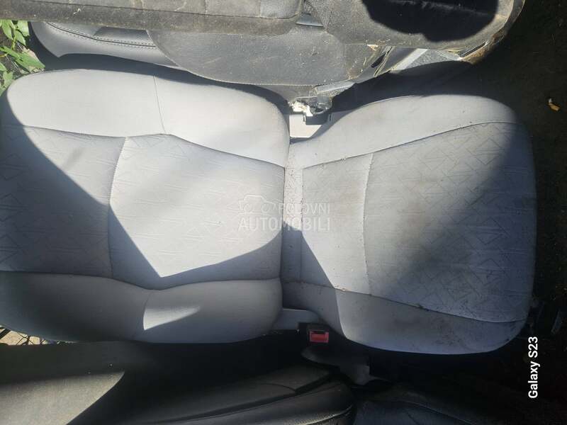 W203 Sediste vozacevo za Mercedes Benz C Klasa, C 180, C 200 ... od 2000. do 2006. god.