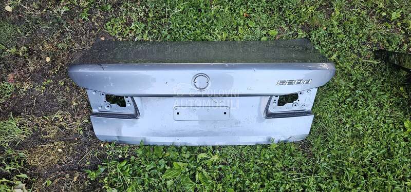 gepek vrata g30 za BMW Serija 5