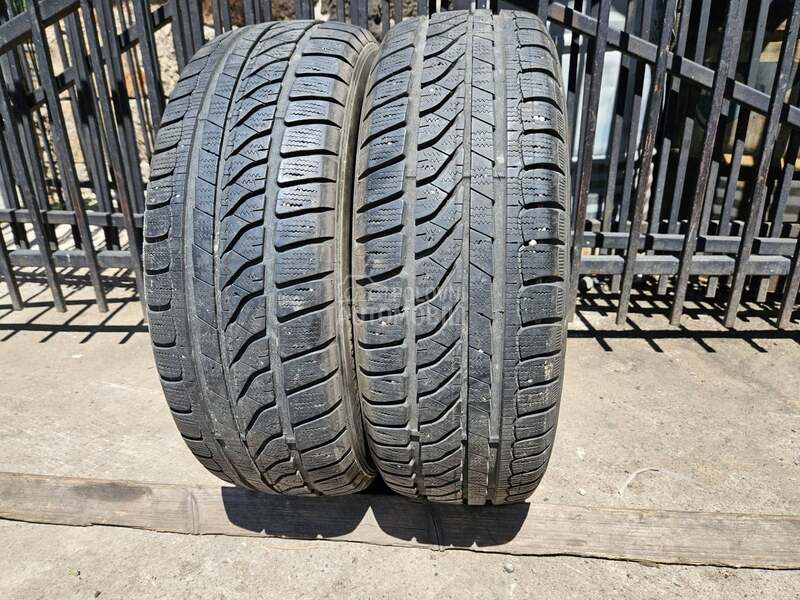 Dunlop 185/60 R15 Sve sezone