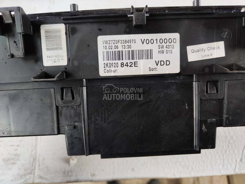 Instrument tabla za Volkswagen Caddy od 2004. do 2010. god.