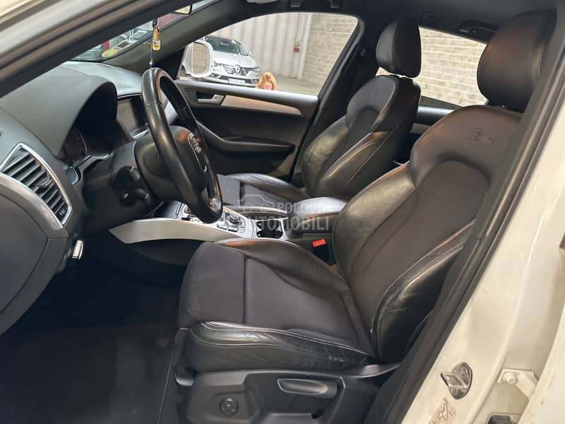 Audi Q5 1111 -  kompletan auto u delovima