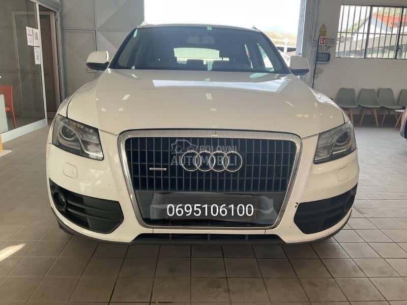 Stakla za Audi Q5