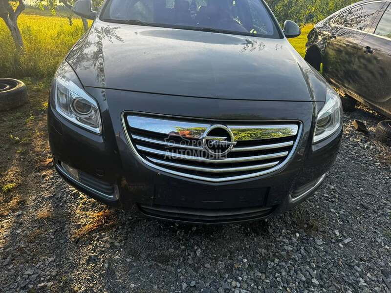 Opel Insignia 2012. god. -  kompletan auto u delovima