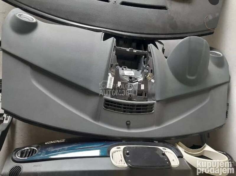 Airbag instrument tabla za Ford Fiesta od 2008. do 2017. god.