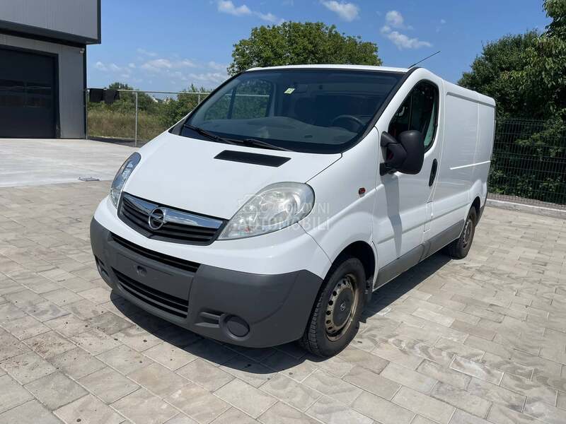 opel vivaro delovi