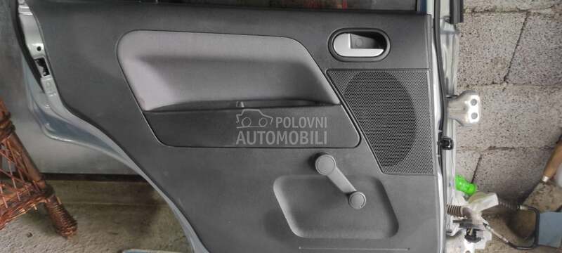 Tapaciri za Ford Fusion