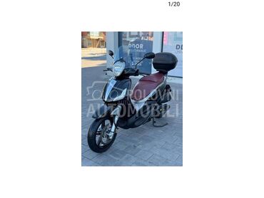 Piaggio Beverly, 3.950 €, 2013. , 350 cm3, 23.000 km, 25kW (34 KS), Scooter, Beograd