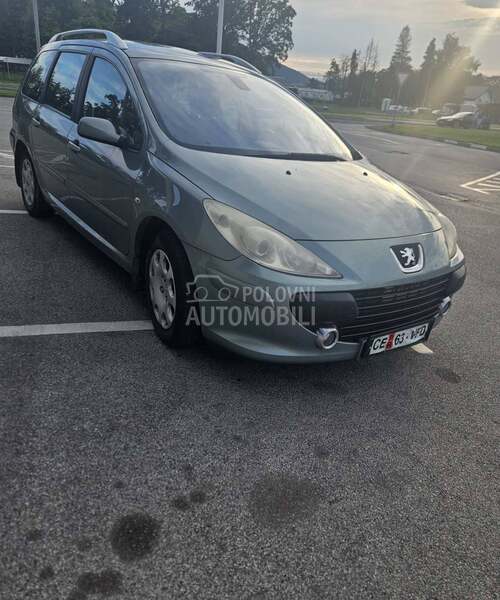 Peugeot 307 -  kompletan auto u delovima