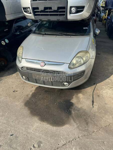 kompletan auto za Fiat EVO od 2009. do 2011. god.