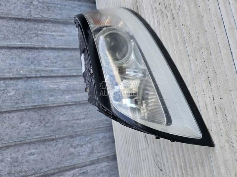 Far Farovi za Volvo V50 od 2007. do 2012. god.