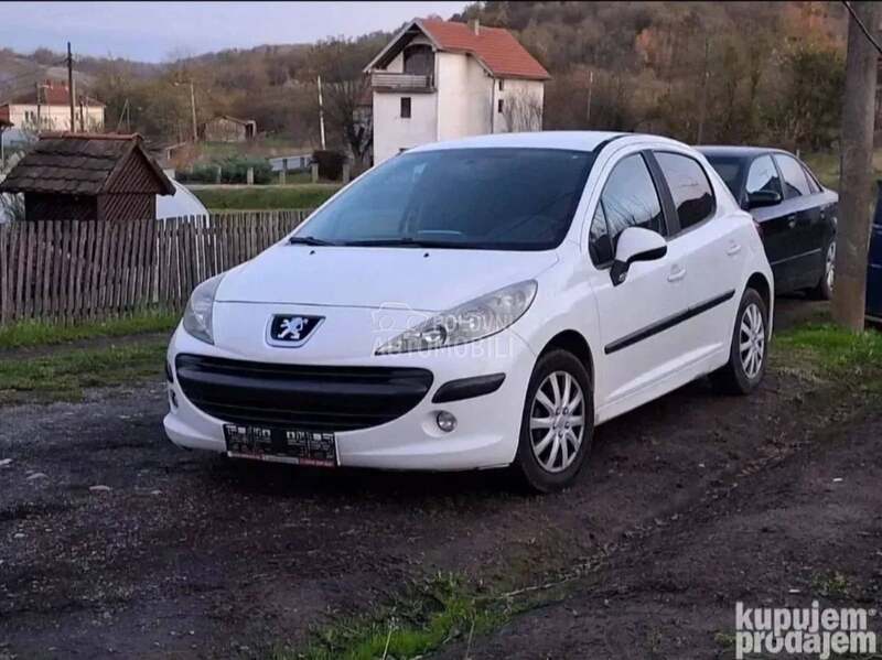 Branik za Peugeot 207