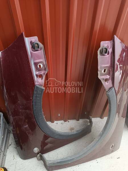 Levo i desno krilo za Opel Corsa C